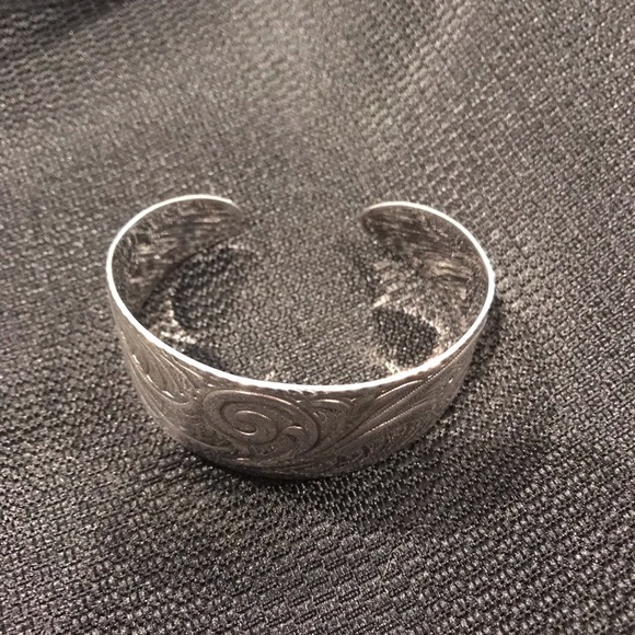 Sterling Silver Cuff Bracelet 925 - Picture 5 of 7